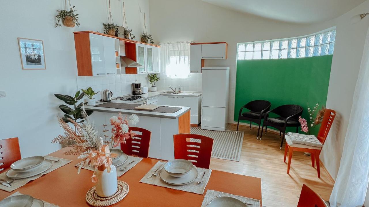 Luxury Beach Villa W Sea Sunset Views 希贝尼克 外观 照片